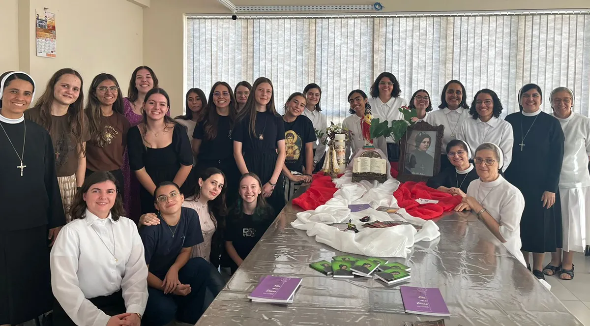 Na trilha da vocação - Apóstolas do Sagrado Coração de Jesus